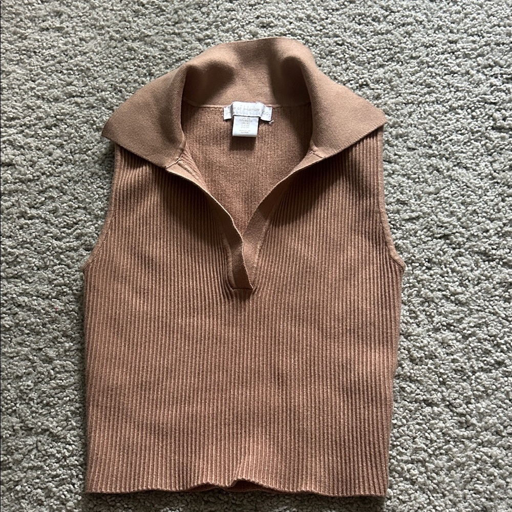 House of Harlow 1960 Tan Contour Material Top Revolve